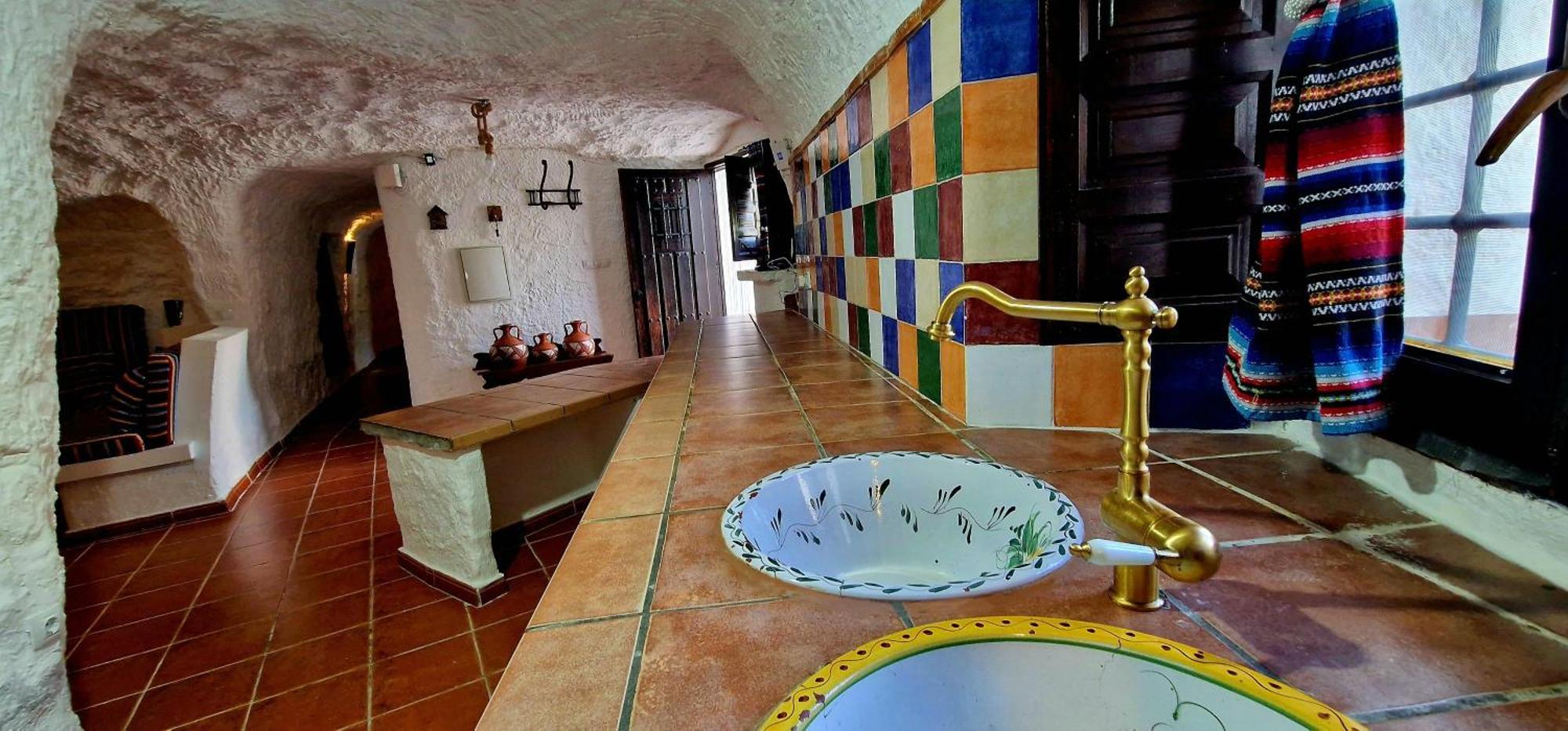 Casa Cueva Cascamorras "Capricho Andaluz" Baza Eksteriør billede