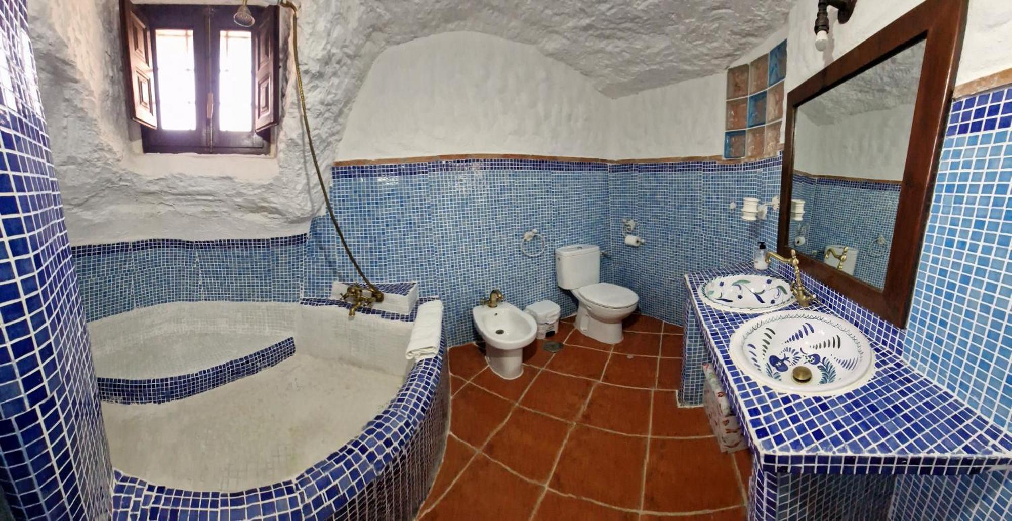 Casa Cueva Cascamorras "Capricho Andaluz" Baza Eksteriør billede