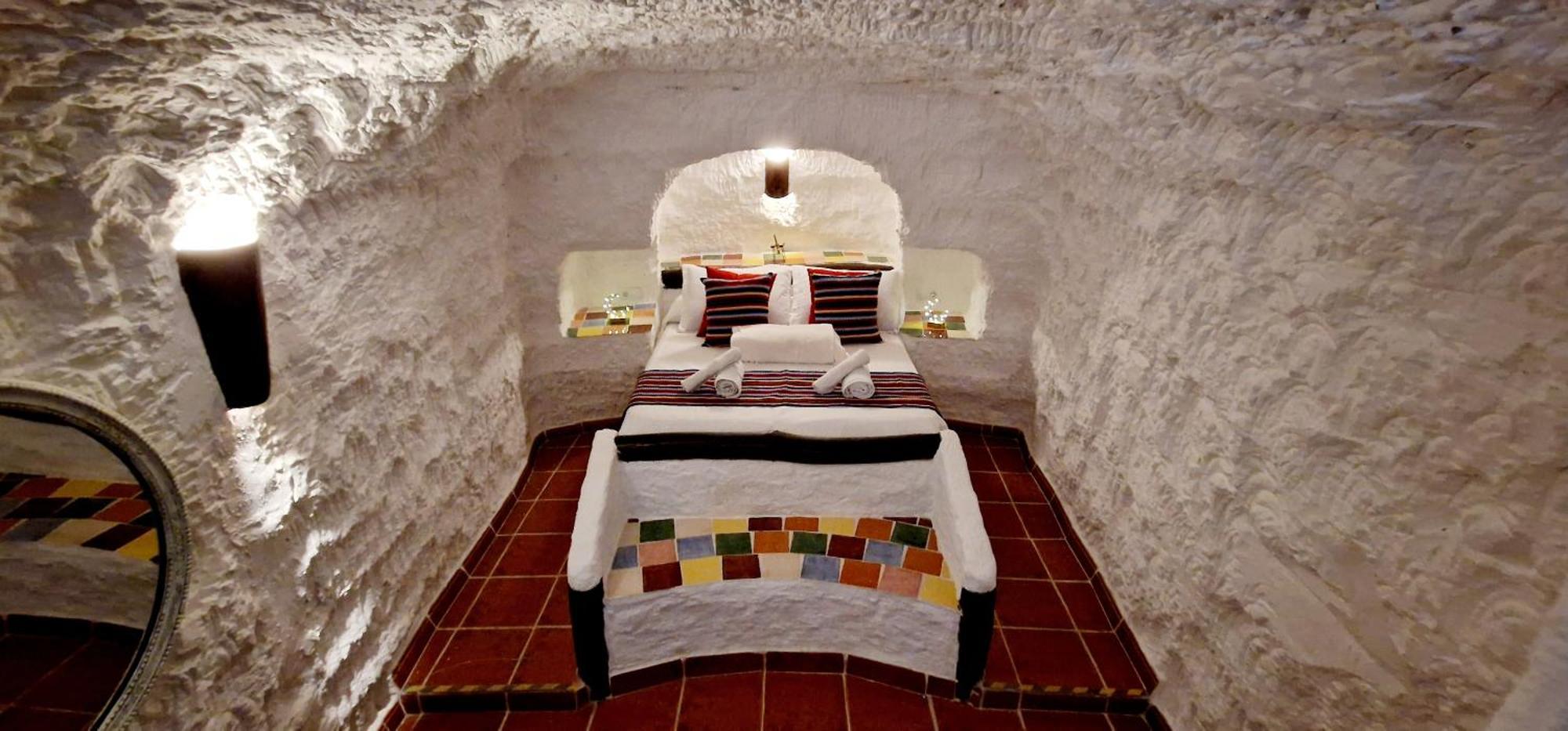 Casa Cueva Cascamorras "Capricho Andaluz" Baza Eksteriør billede