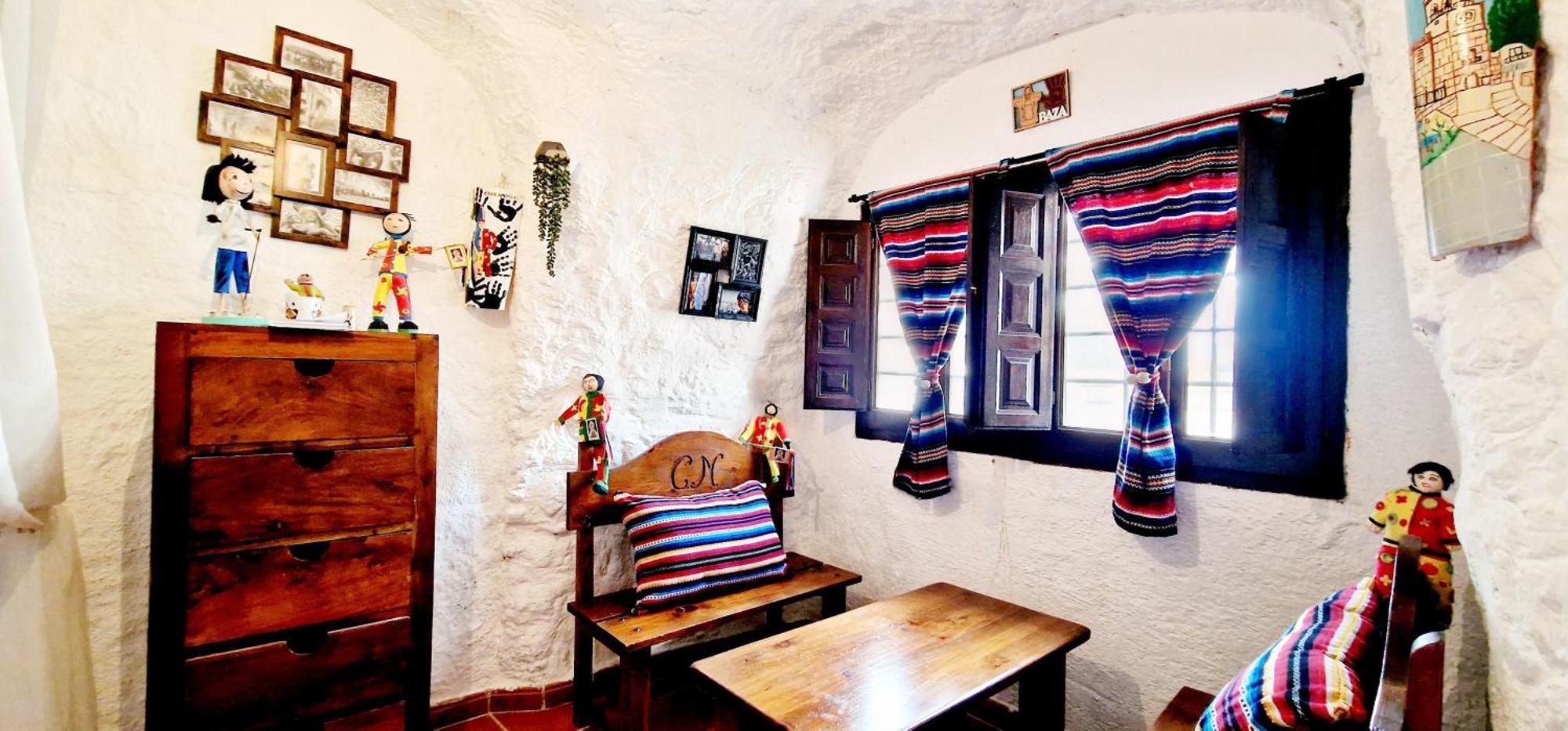 Casa Cueva Cascamorras "Capricho Andaluz" Baza Eksteriør billede